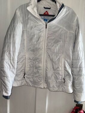 Columbia Women's White Quilted Packable Puffer Jacket Large